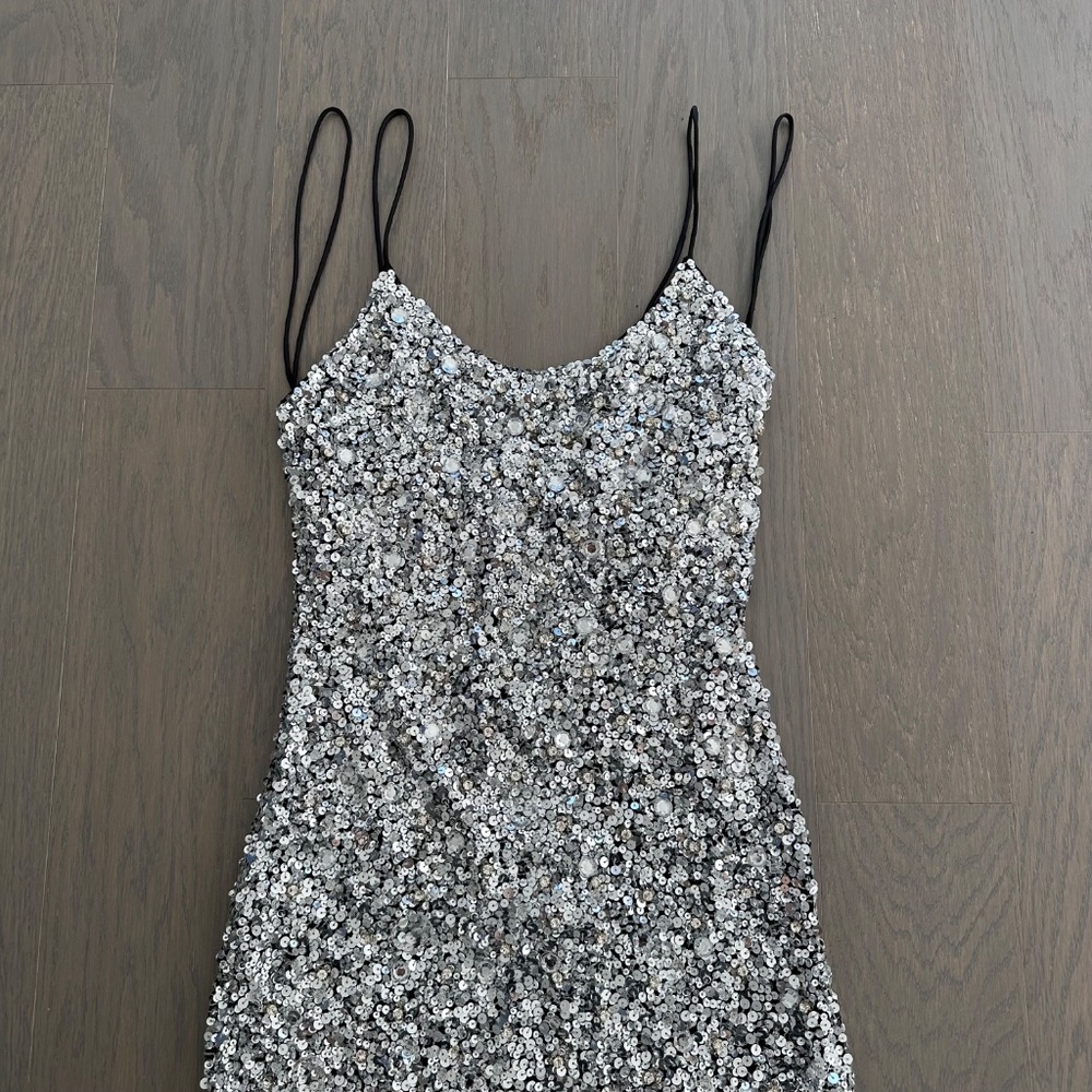 Alice + Olivia Silver Sequin Maxi Dress - Picture 6 of 12